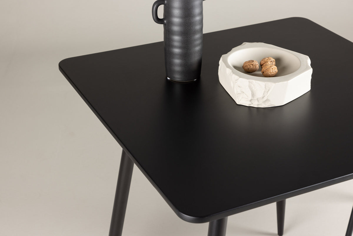 Polar Esstisch in Schwarz präsentiert im Onlineshop von KAQTU Design AG. Esstisch ist von Venture Home