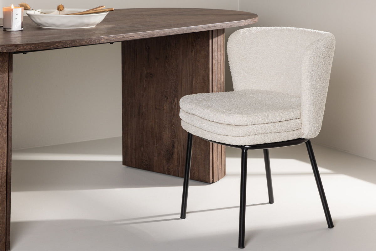 Agnes Esszimmerstuhl in Schwarz-Weiss präsentiert im Onlineshop von KAQTU Design AG. Schalenstuhl ist von Venture Home