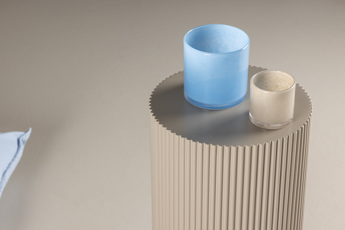 Lenox Beistelltisch in Beige präsentiert im Onlineshop von KAQTU Design AG. Beistelltisch ist von Venture Home