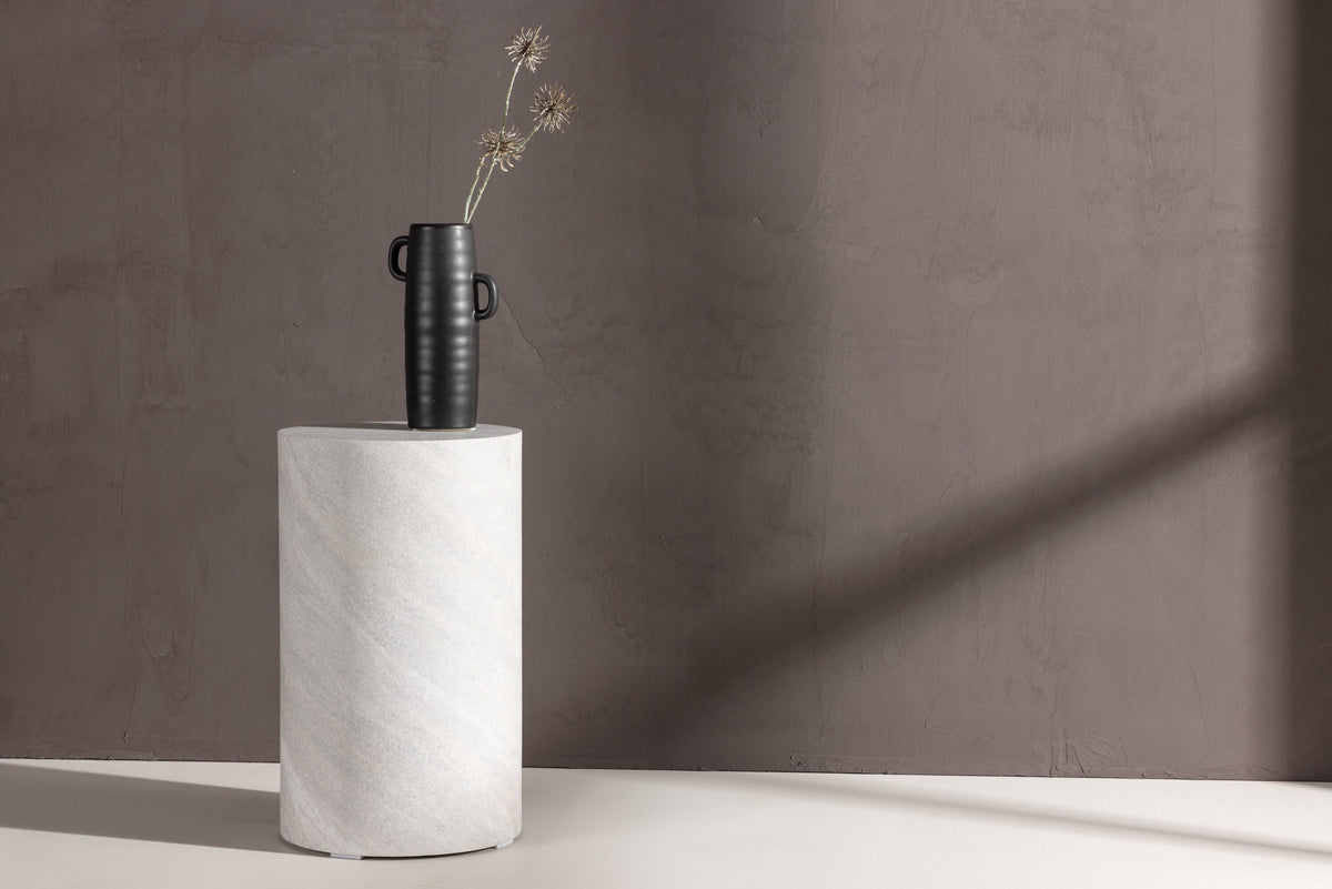 York Sofatisch in Grau präsentiert im Onlineshop von KAQTU Design AG. Beistelltisch ist von Venture Home