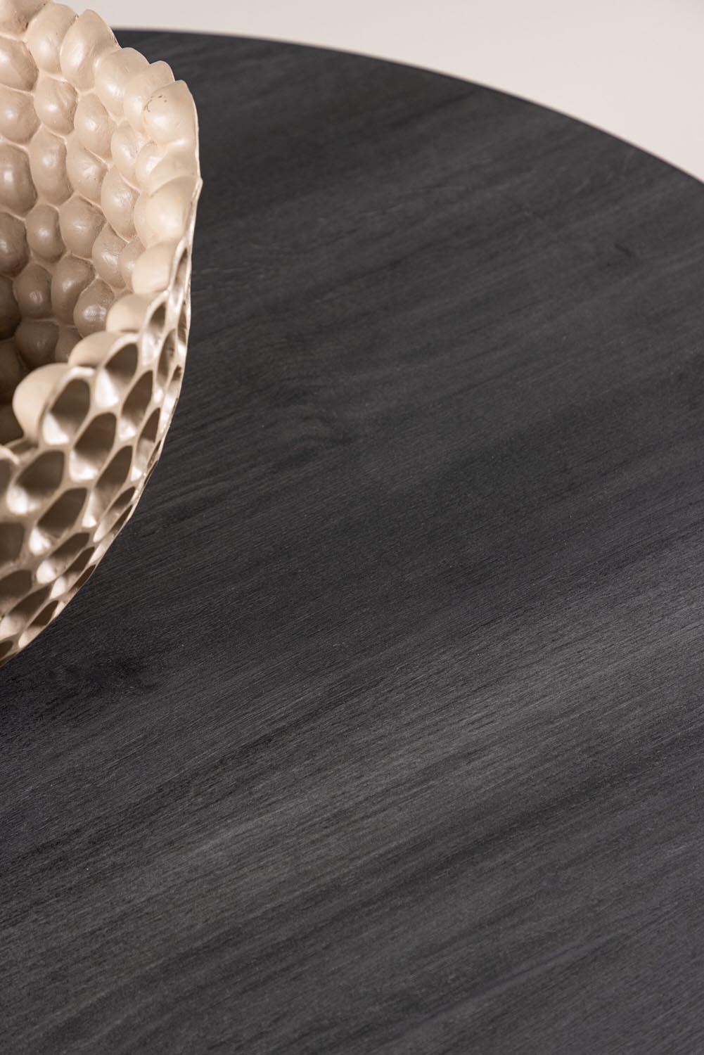 York Sofatisch in Schwarz präsentiert im Onlineshop von KAQTU Design AG. Beistelltisch ist von Venture Home