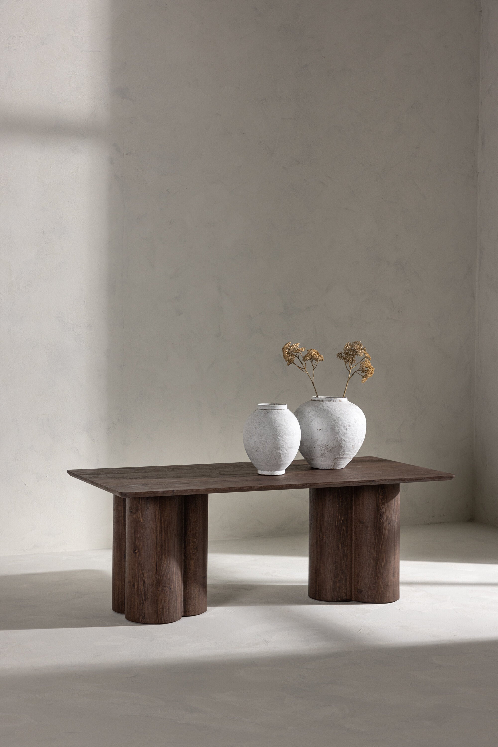 Olivia Sofatisch in Mocca präsentiert im Onlineshop von KAQTU Design AG. Beistelltisch ist von Venture Home