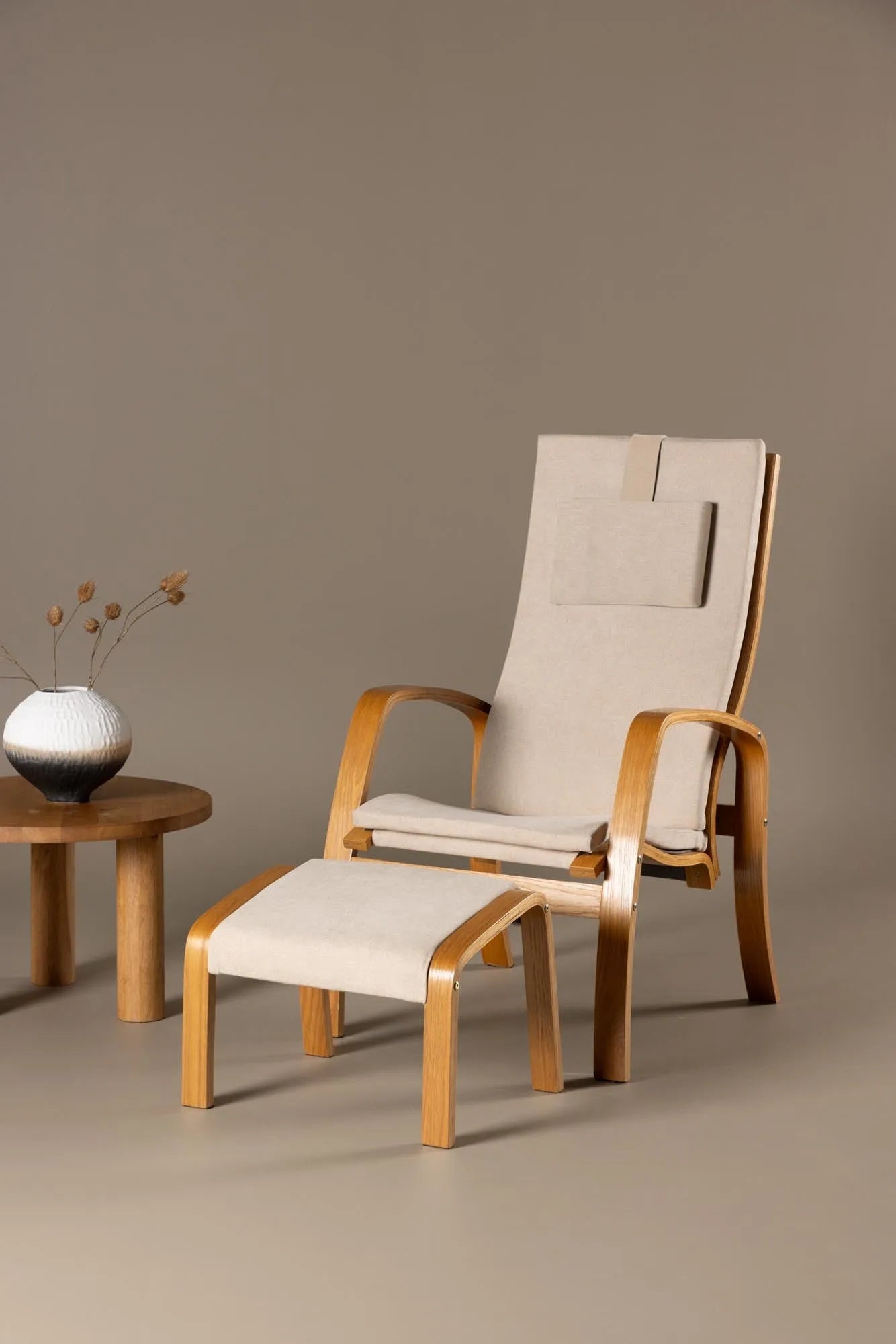 Grötö Lounge Stuhl: Eleganz und Bequemlichkeit für Ihr Zuhause.