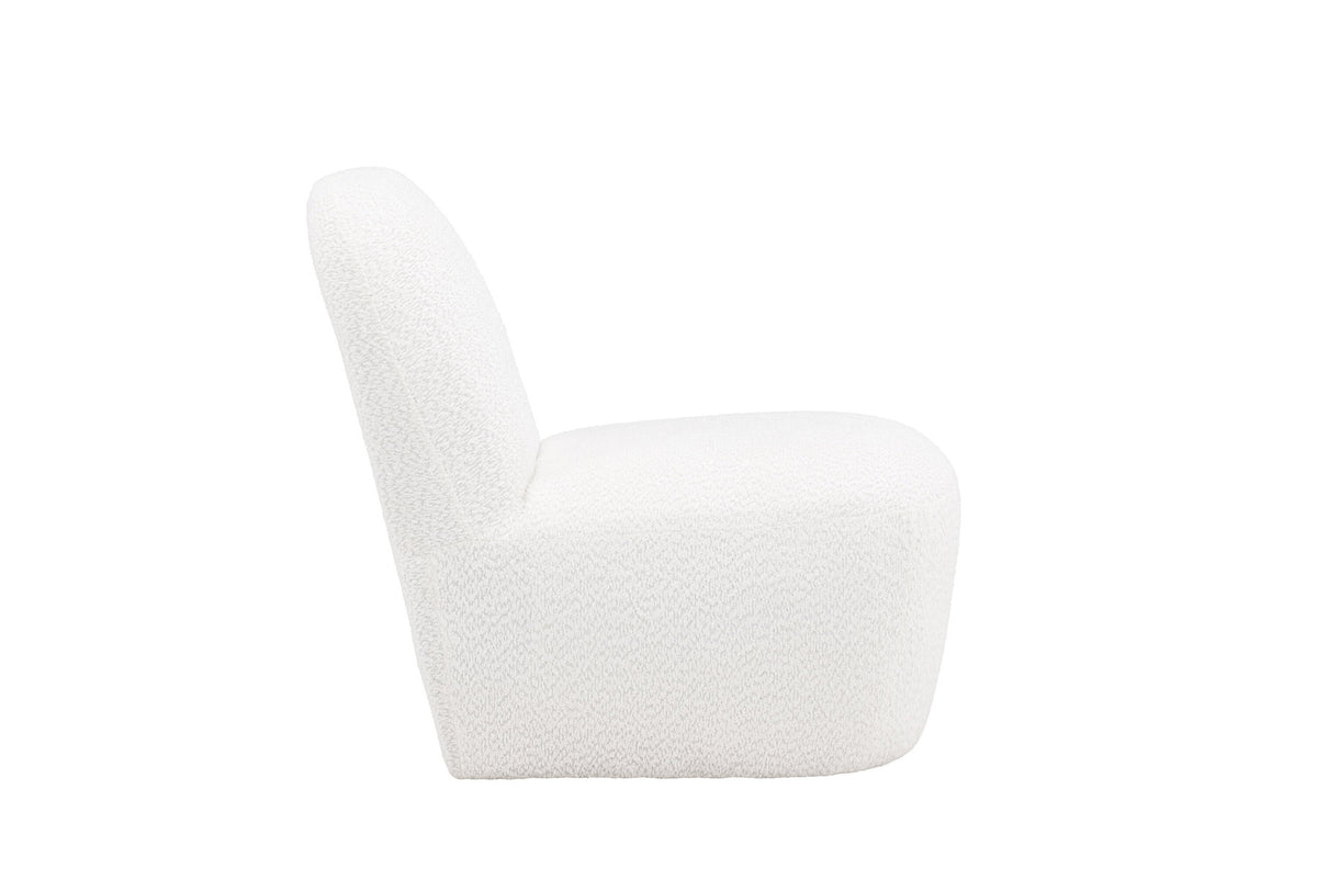 Mahla Loungestuhl in Weiss präsentiert im Onlineshop von KAQTU Design AG. Sessel ist von Venture Home