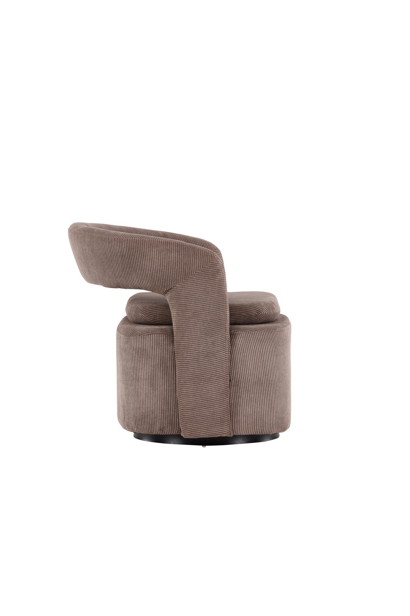 Eleganter Laurel Sessel von Venture Home, ausgestattet mit strapazierfähigem Bouclé und robusten Stahlbeinen. Ideal für modernes Wohnen.