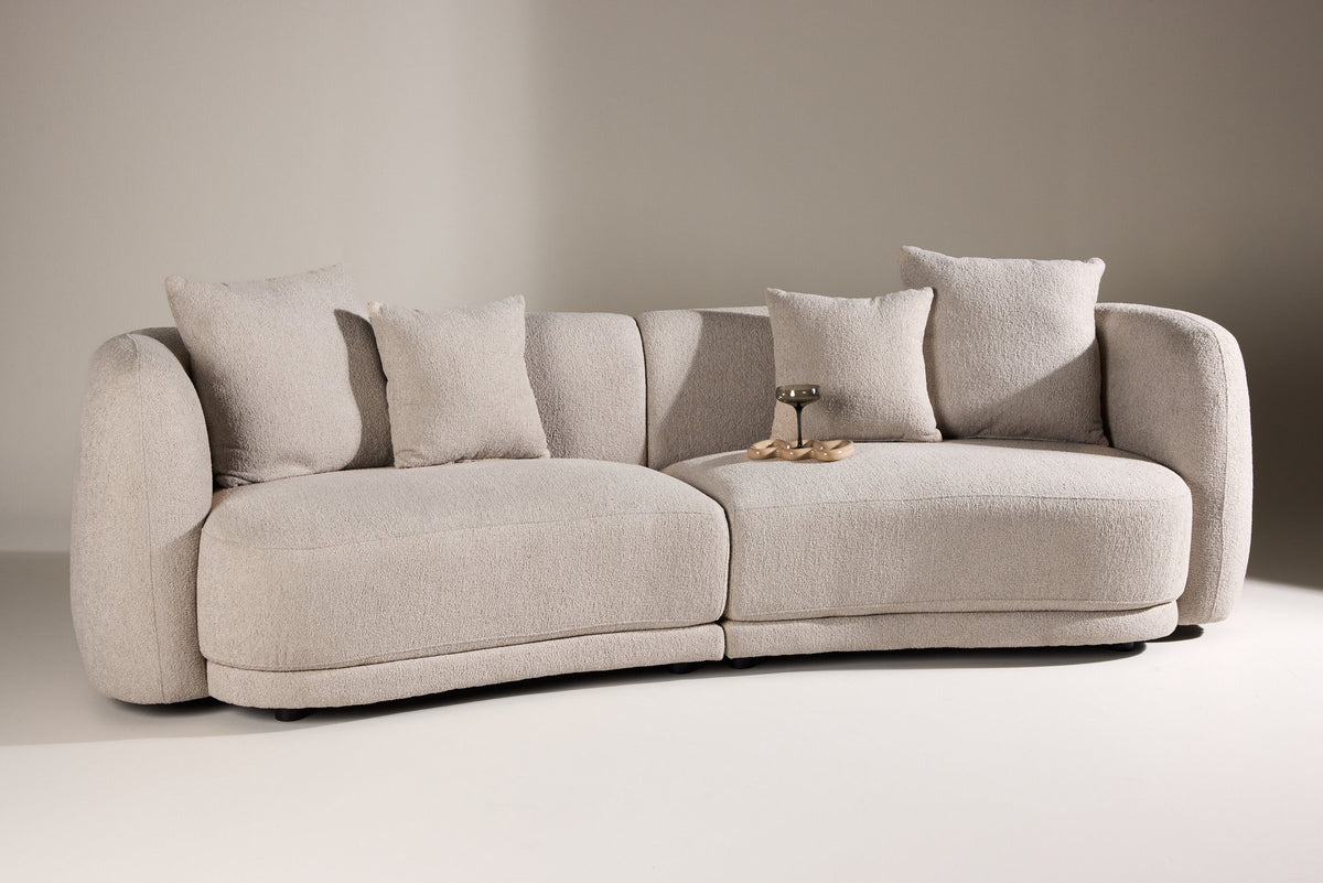Cielo 3-Sitzer Sofa in Beige präsentiert im Onlineshop von KAQTU Design AG. 3er Sofa ist von Venture Home