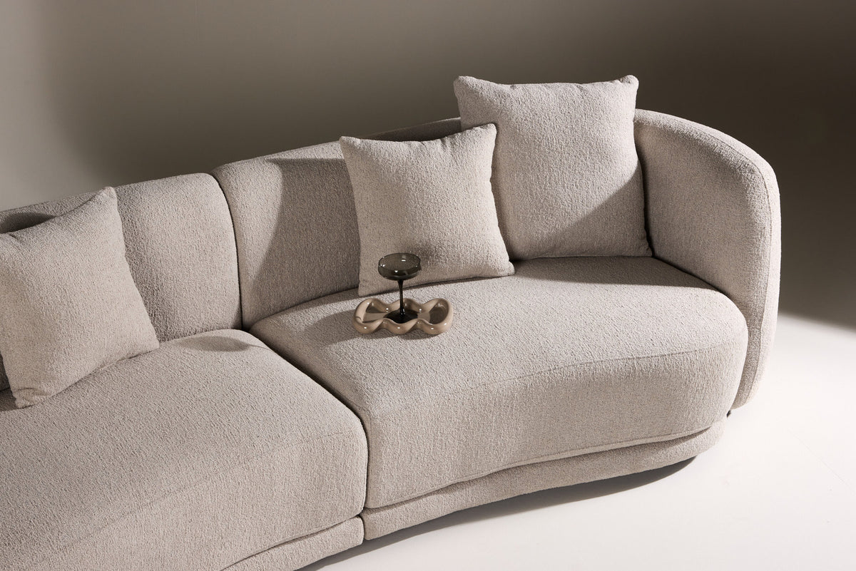 Cielo 3-Sitzer Sofa in Beige präsentiert im Onlineshop von KAQTU Design AG. 3er Sofa ist von Venture Home