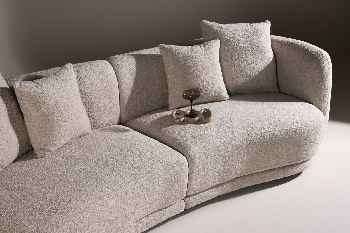Cielo 3-Sitzer Sofa in Beige präsentiert im Onlineshop von KAQTU Design AG. 3er Sofa ist von Venture Home