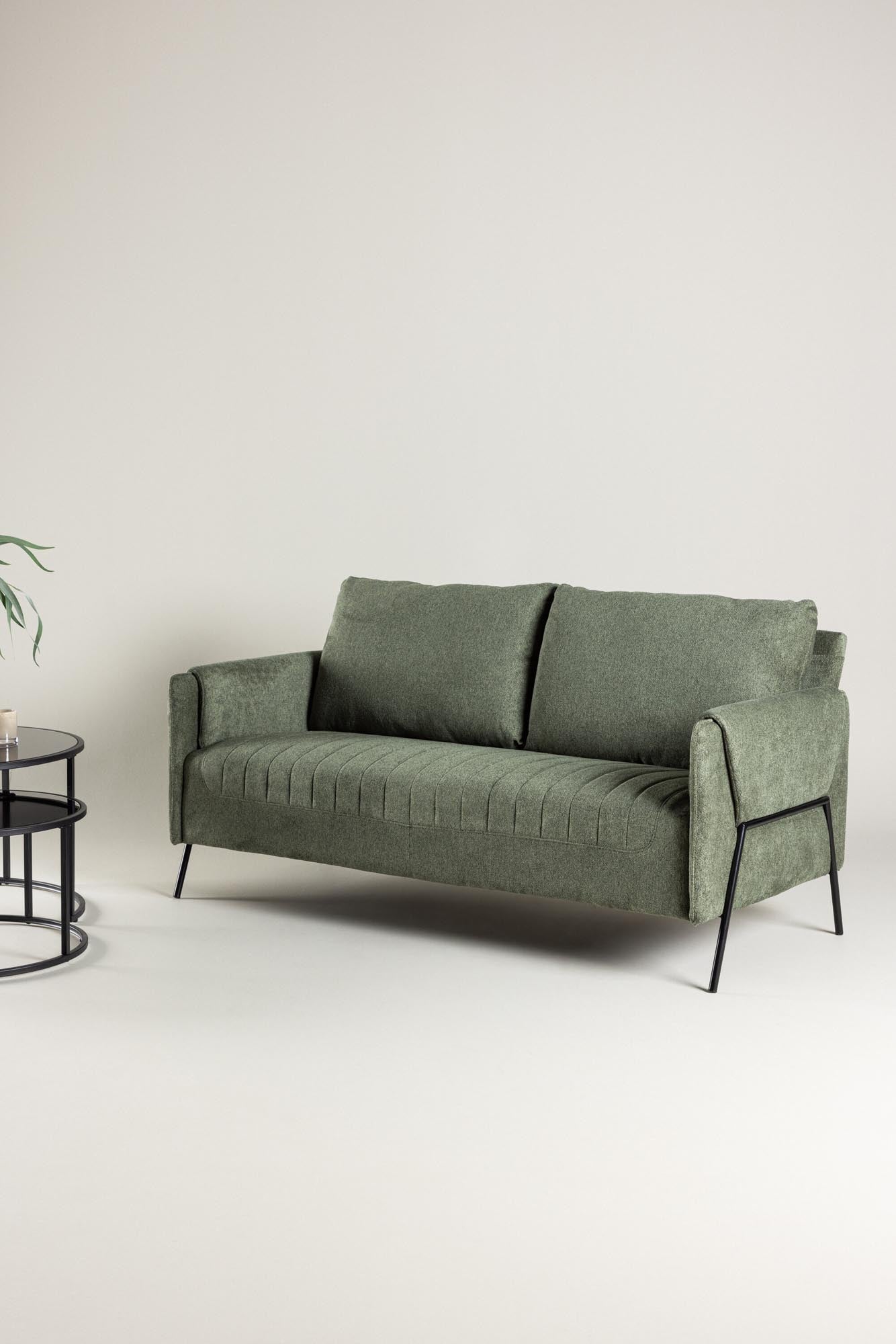 Stilvolles Indigo Sofa: Perfekte Ergänzung für modernes Wohnen.