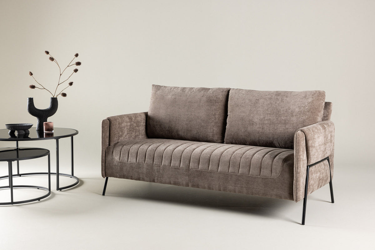 Indigo 2-Seat Sofa in Beige/Schwarz präsentiert im Onlineshop von KAQTU Design AG. 2er Sofa ist von Venture Home