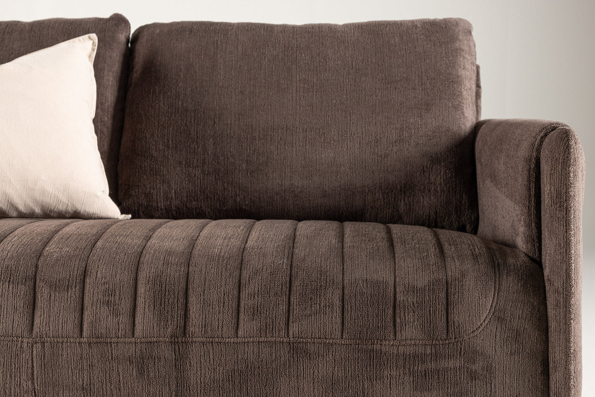 Indigo 2-Seat Sofa in Schwarz Braun präsentiert im Onlineshop von KAQTU Design AG. 2er Sofa ist von Venture Home