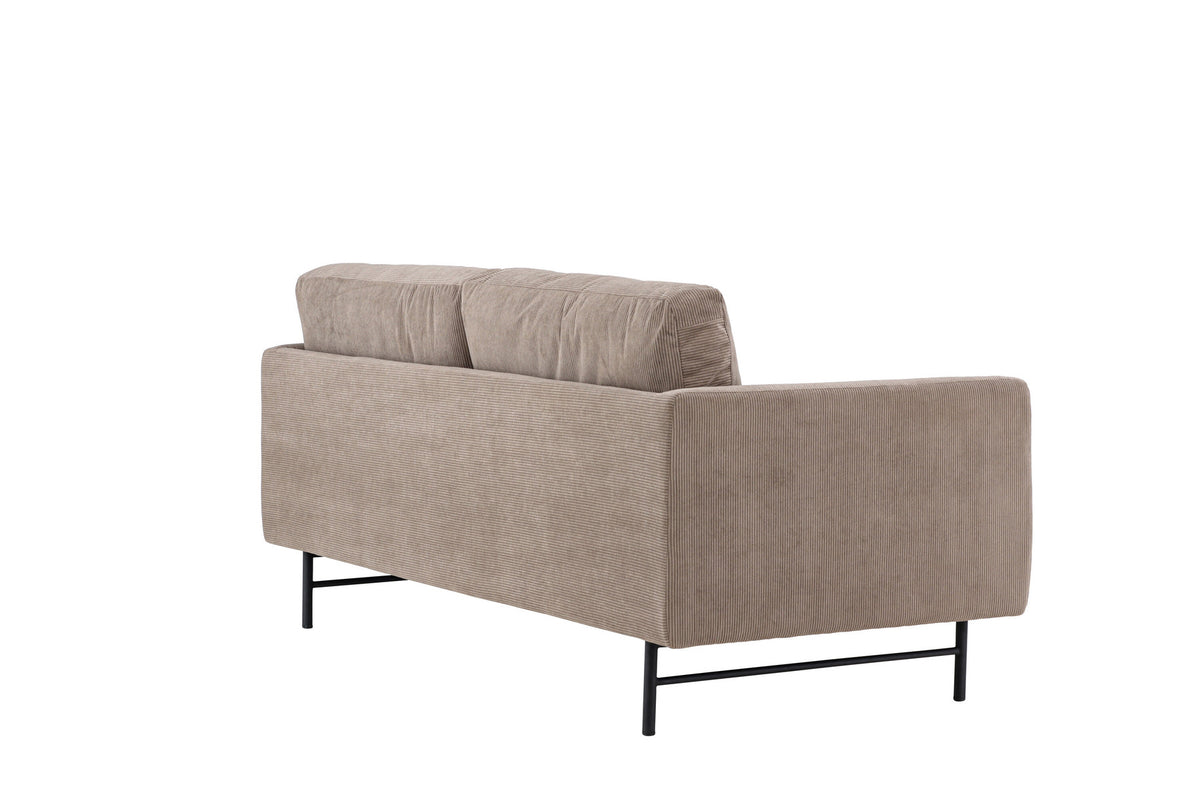 Sky 3-Seat Sofa in Braun präsentiert im Onlineshop von KAQTU Design AG. 3er Sofa ist von Venture Home