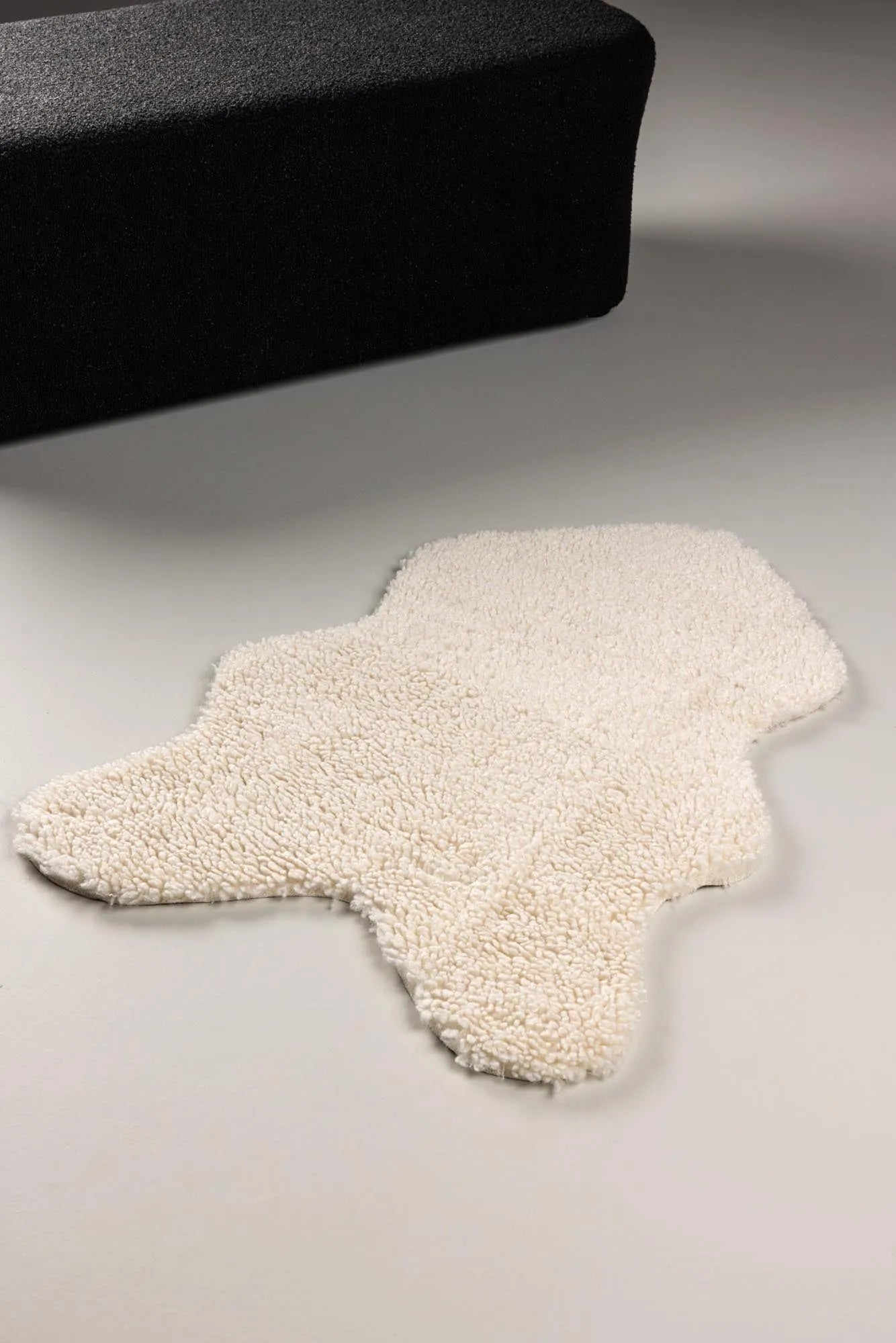 Katy Throw: Kuschelige Eleganz von Venture Home, 90x60 cm.