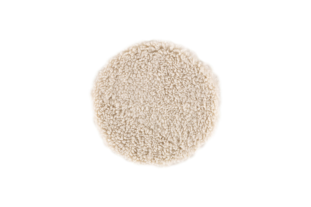Katy Cushion Stuhl in Weiss präsentiert im Onlineshop von KAQTU Design AG. Sitzkissen ist von Venture Home