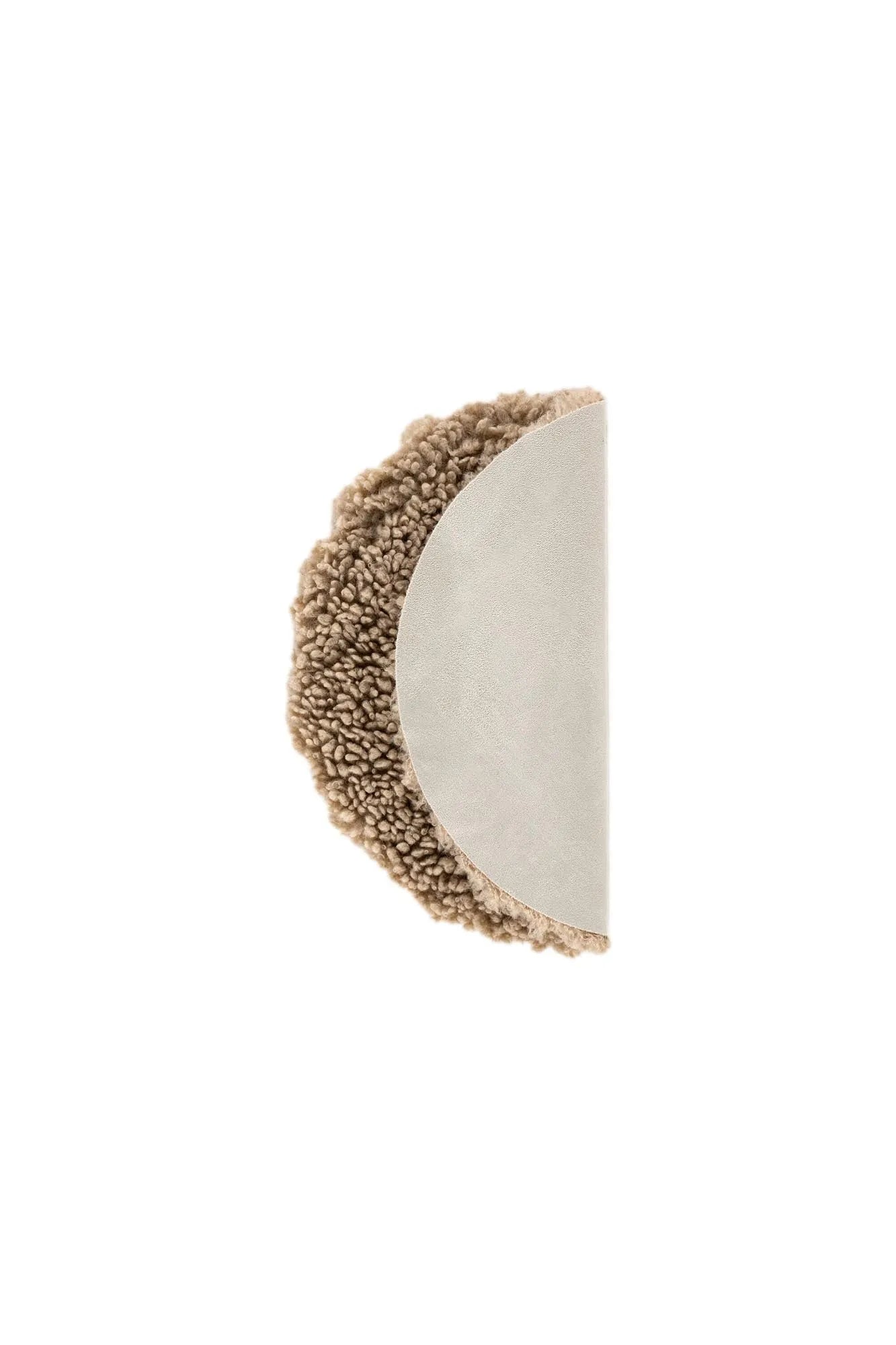 Katy Cushion Stuhl: Modernes Design trifft auf bequemen Sitzkomfort.