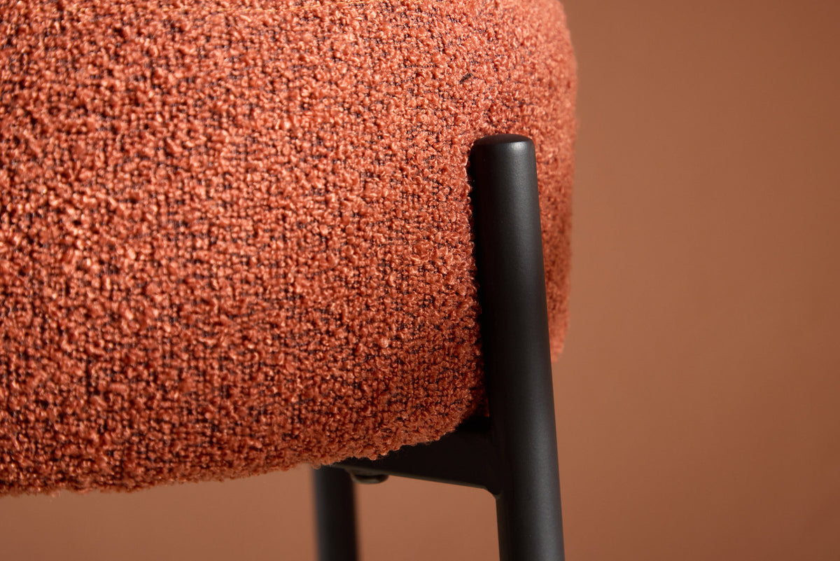 Tucson Barstuhl in Rot präsentiert im Onlineshop von KAQTU Design AG. Barhocker ist von Venture Home