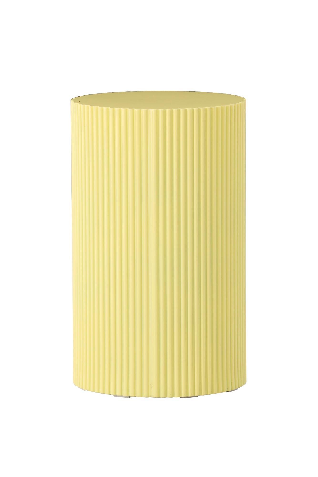Lenox Beistelltisch in Gelb präsentiert im Onlineshop von KAQTU Design AG. Beistelltisch ist von Venture Home