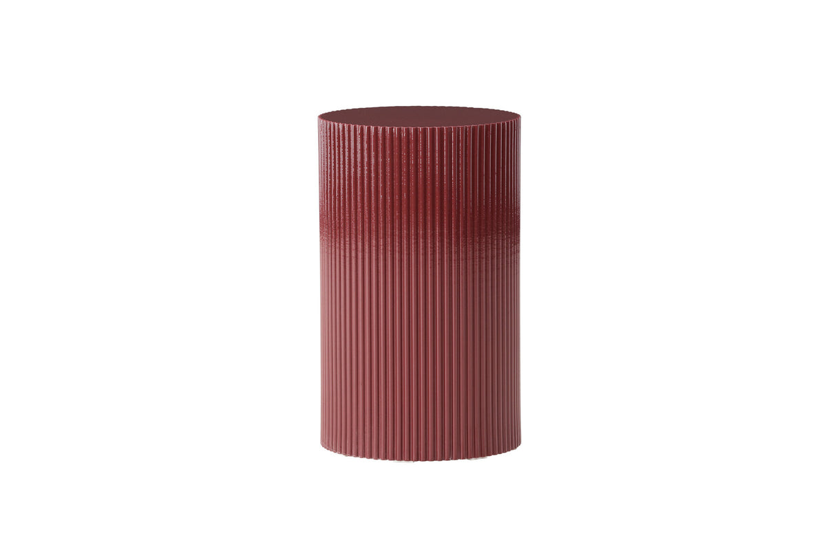 Lenox Beistelltisch in Burgund präsentiert im Onlineshop von KAQTU Design AG. Beistelltisch ist von Venture Home