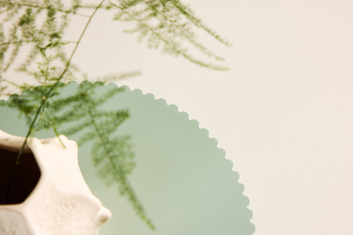 Lenox Beistelltisch in Hellgrün präsentiert im Onlineshop von KAQTU Design AG. Beistelltisch ist von Venture Home