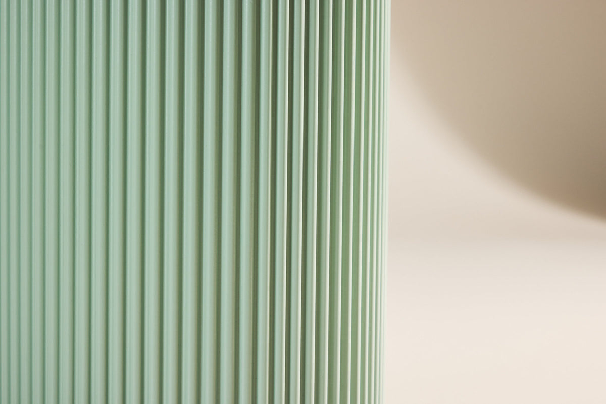 Lenox Beistelltisch in Hellgrün präsentiert im Onlineshop von KAQTU Design AG. Beistelltisch ist von Venture Home