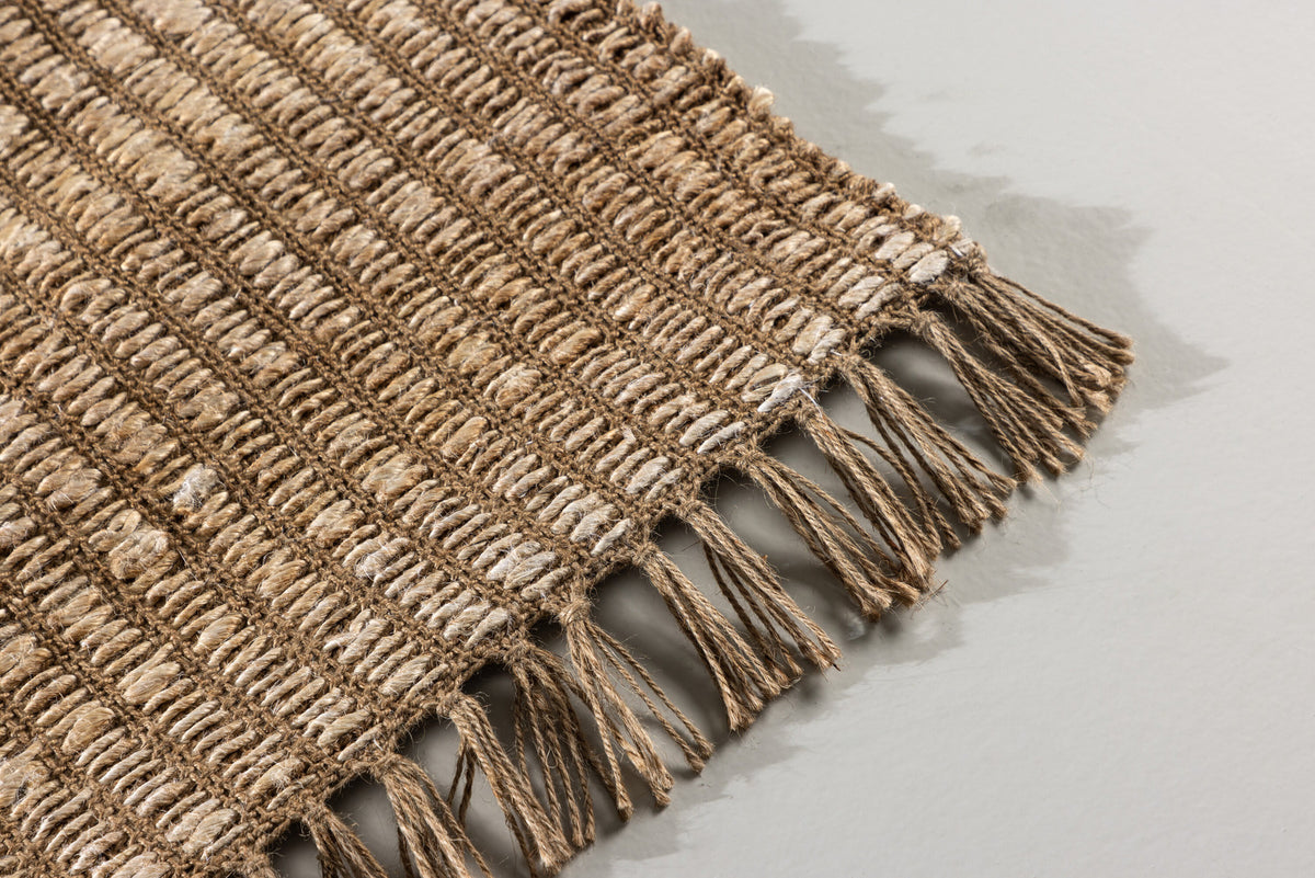 Marcie Teppich in Beige präsentiert im Onlineshop von KAQTU Design AG. Teppich ist von Venture Home