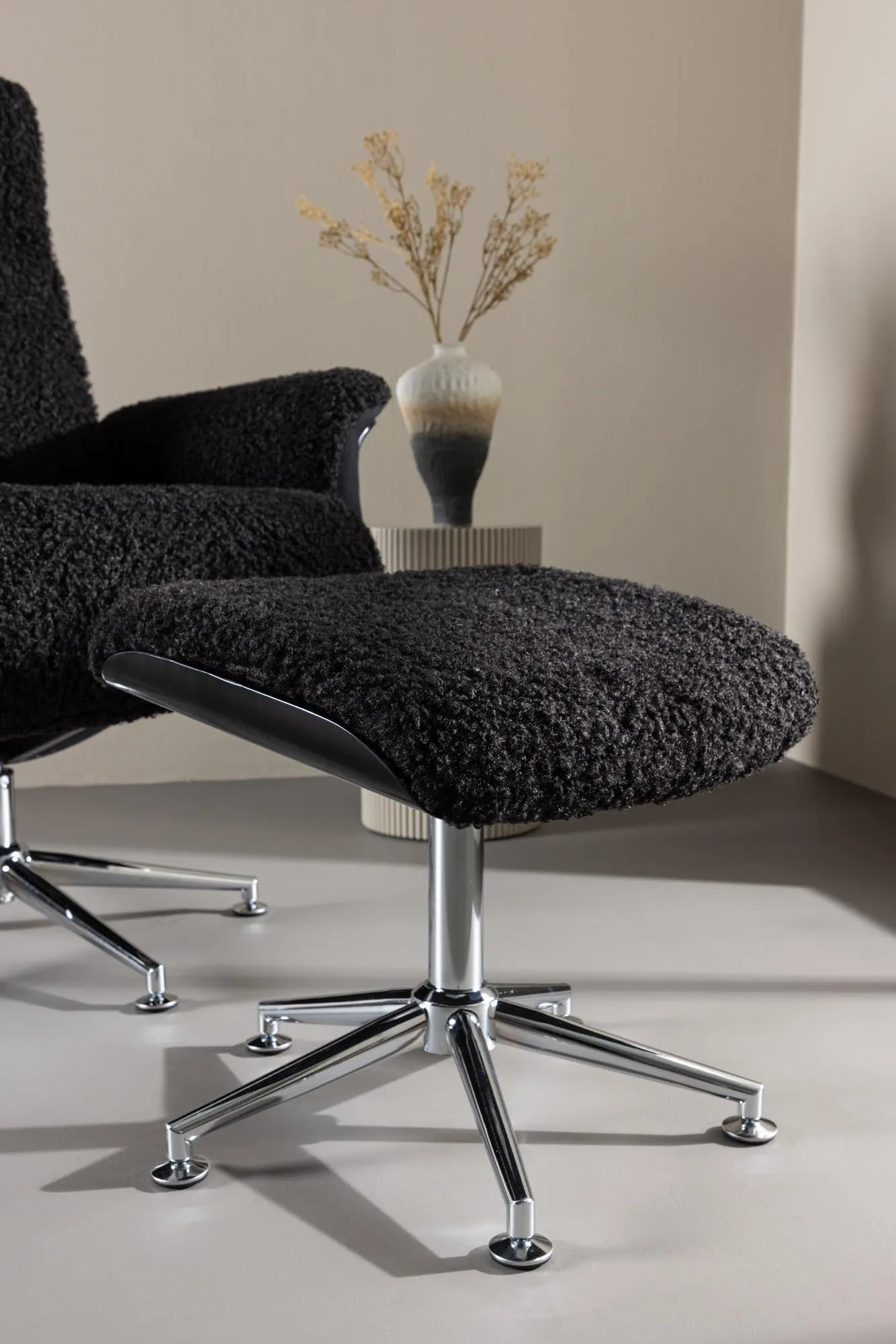 Hagön Lounge Stuhl: Stilvolle Gemütlichkeit für Ihr Wohnzimmer.