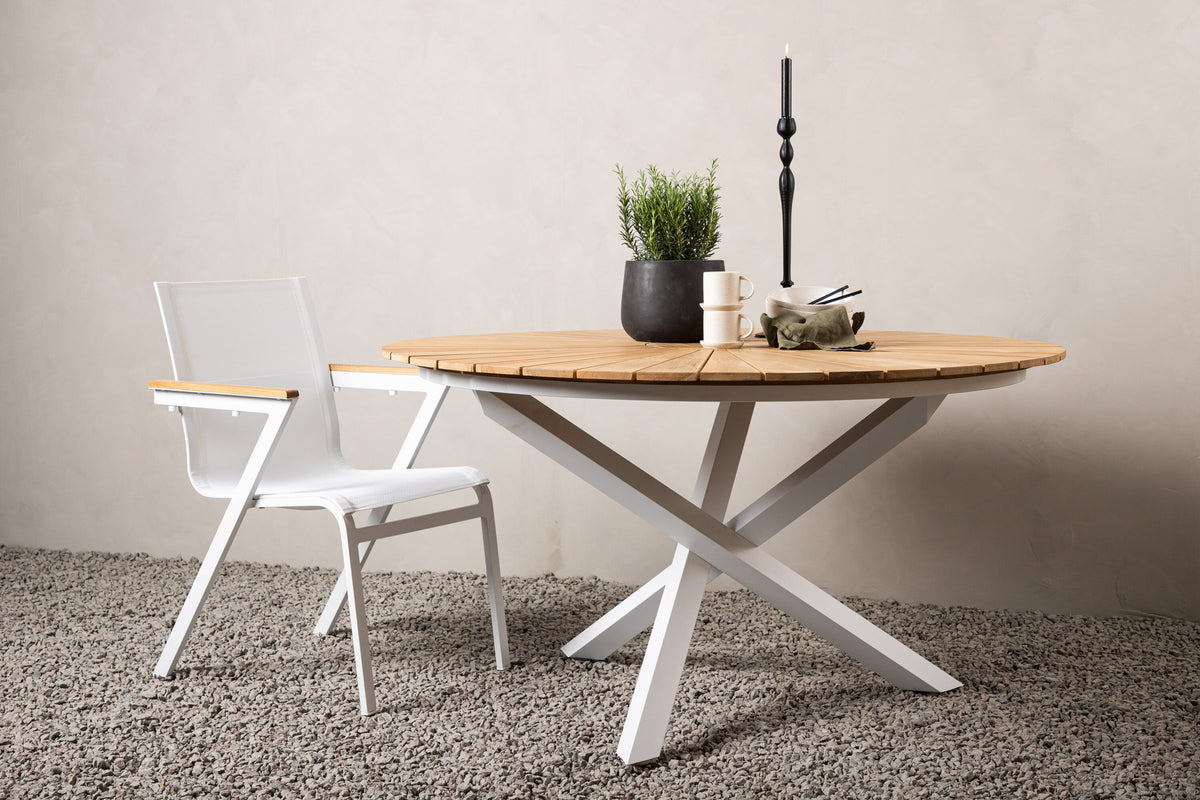 Mexiko Gartentisch in Natur präsentiert im Onlineshop von KAQTU Design AG. Gartentisch ist von Venture Home