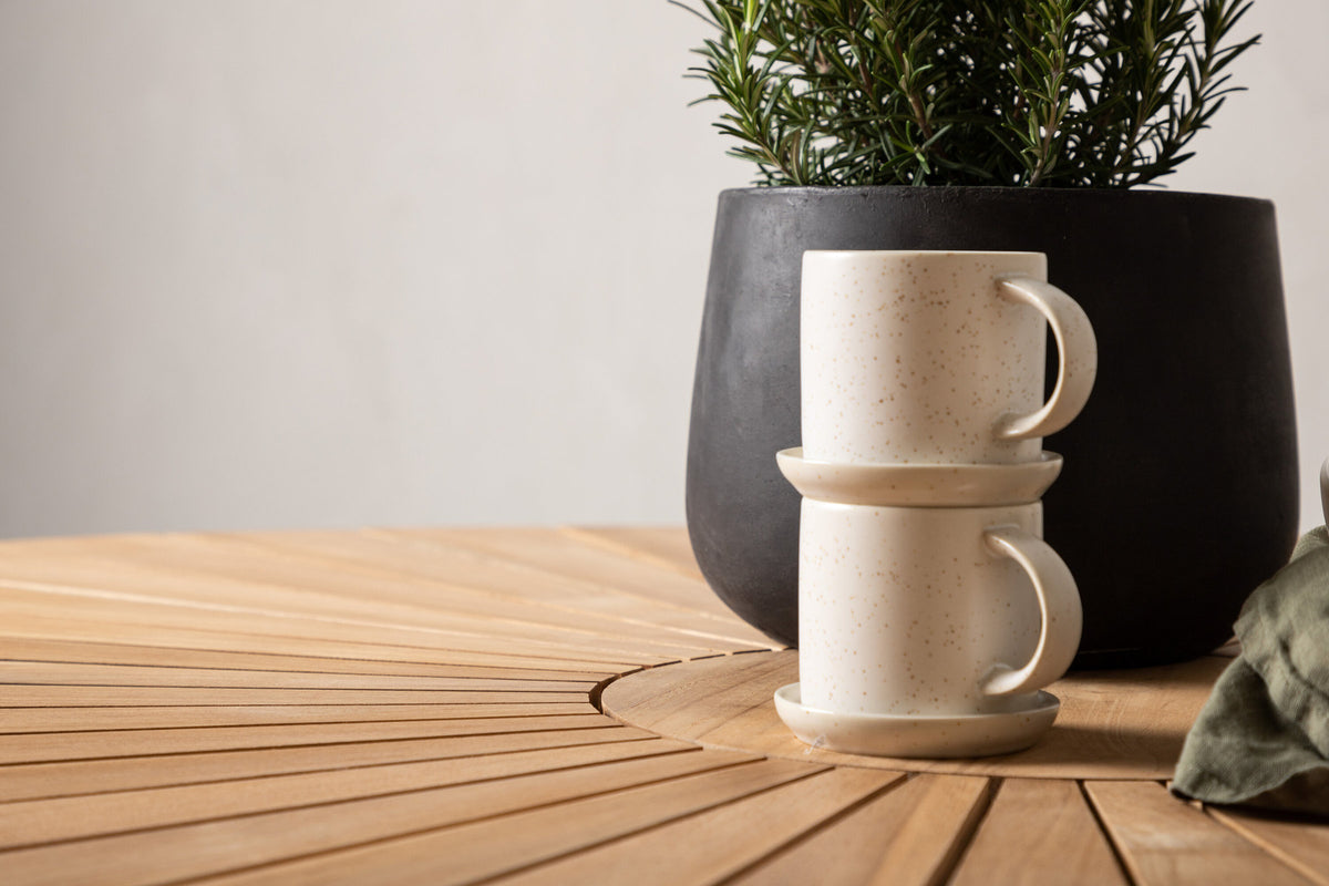 Mexiko Gartentisch in Natur präsentiert im Onlineshop von KAQTU Design AG. Gartentisch ist von Venture Home