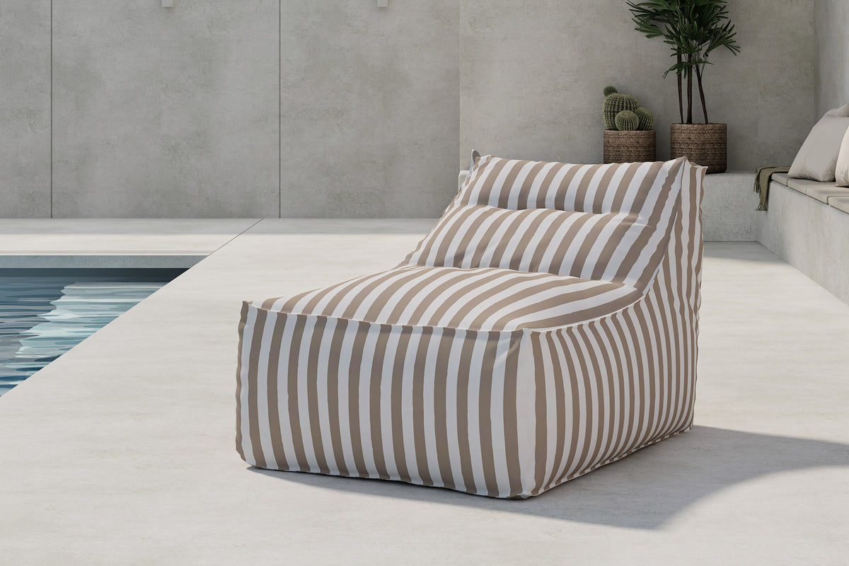 Redang Lounge Stuhl in Weiss präsentiert im Onlineshop von KAQTU Design AG. Outdoor-Sessel ist von Venture Home