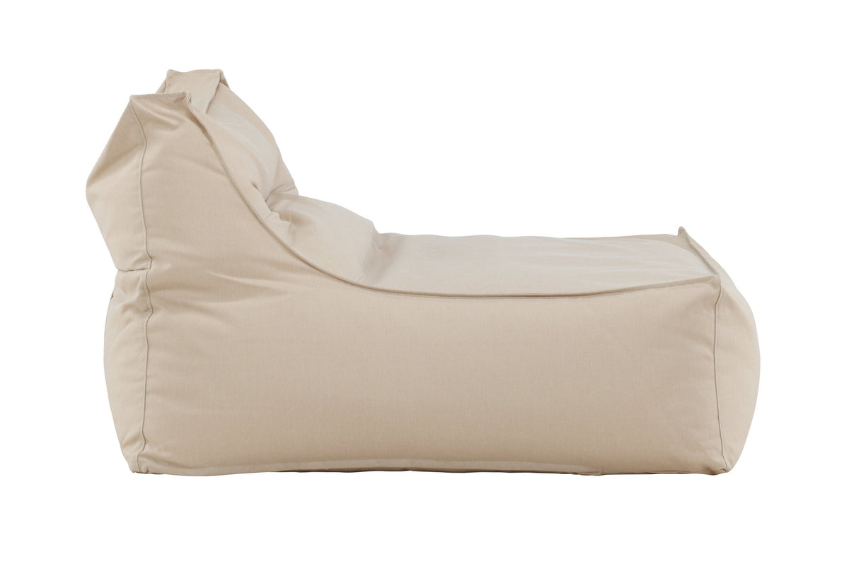 Redang Lounge Stuhl in Beige präsentiert im Onlineshop von KAQTU Design AG. Outdoor-Sessel ist von Venture Home