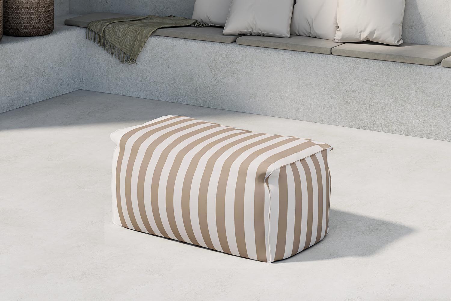 Der Redang Osmanisch von Venture Home: Ein stilvoller Hocker aus hochwertigem Olefin, ideal für Garten und Terrasse, vereint Funktionalität und Eleganz.