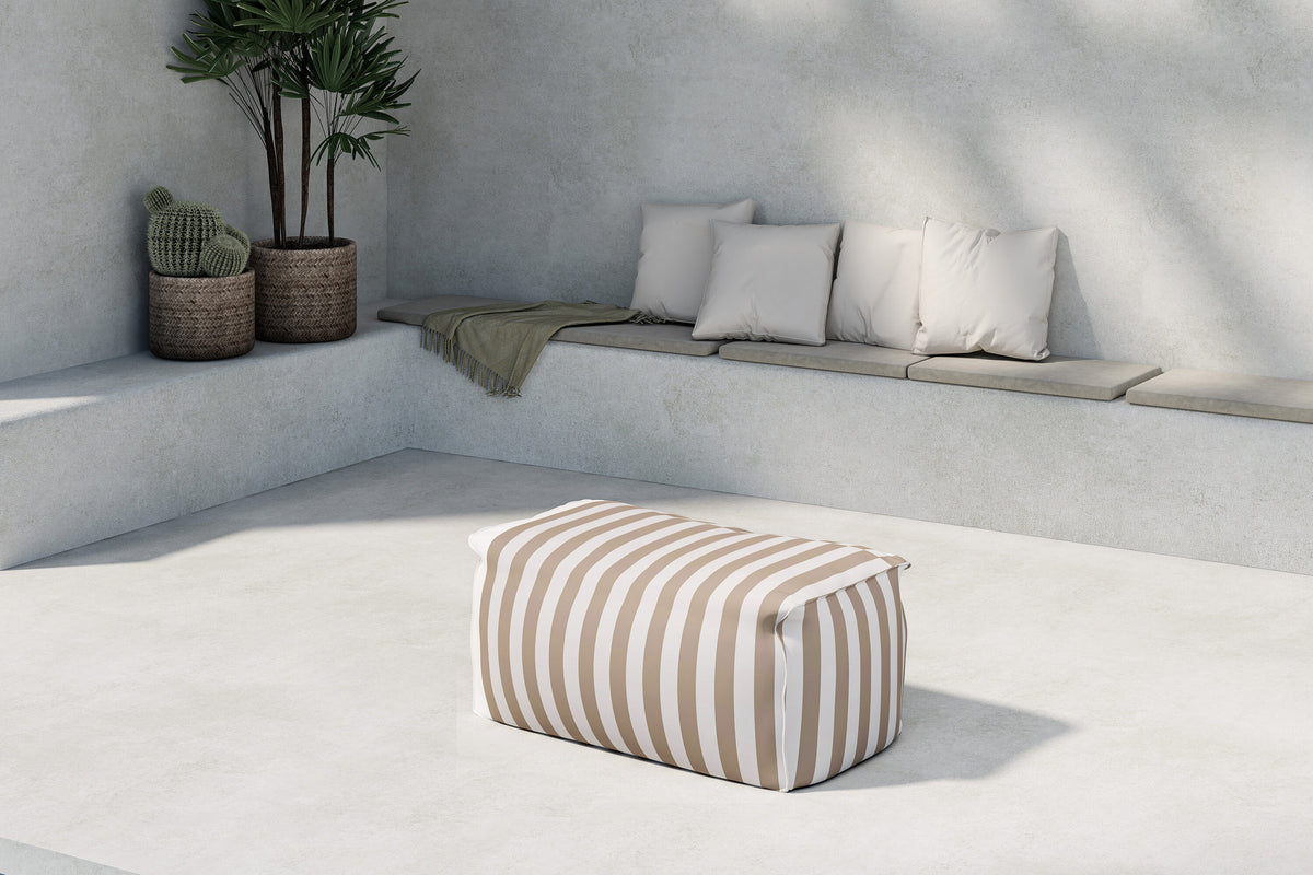 Redang Osmanisch in White präsentiert im Onlineshop von KAQTU Design AG. Ottoman ist von Venture Home