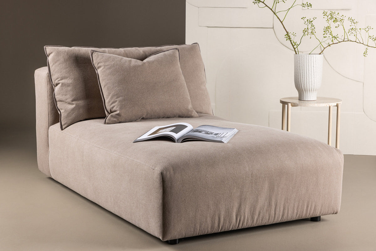 Malö Daybed in Dark Brown Linen präsentiert im Onlineshop von KAQTU Design AG. Sessel ist von Vind