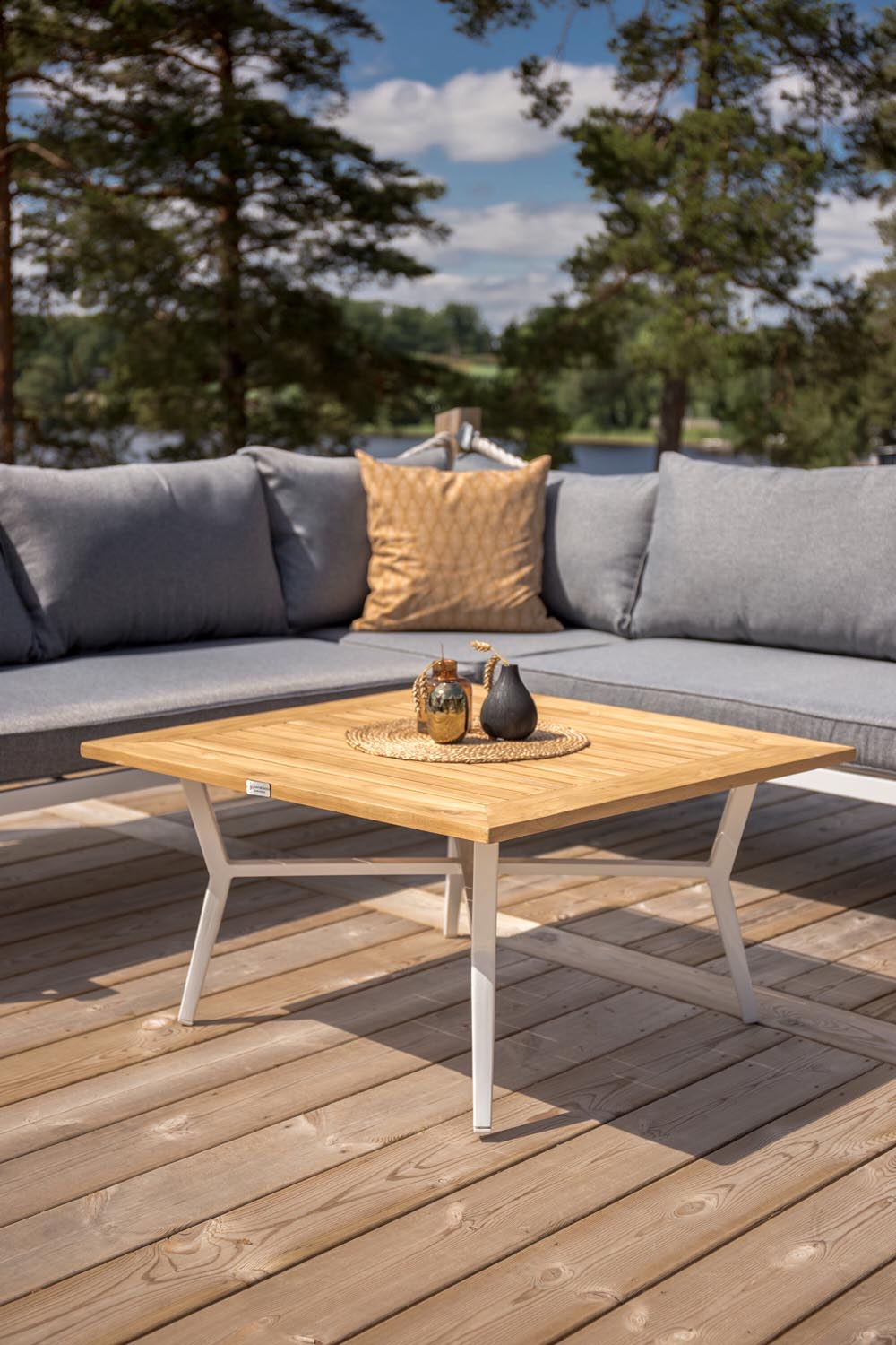 Mexiko Ecksofa Outdoorset 80cm in Weiss präsentiert im Onlineshop von KAQTU Design AG. Loungeset ist von Venture Home