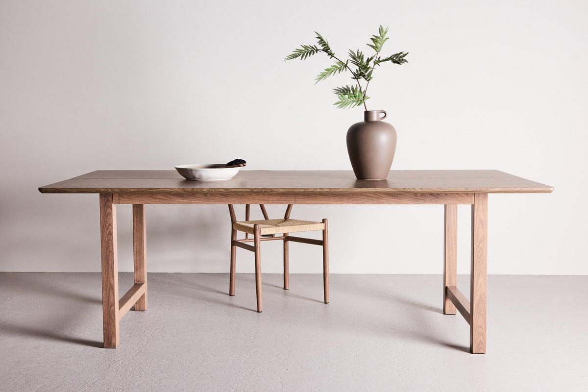 Esstisch Count in Braun präsentiert im Onlineshop von KAQTU Design AG. Esstisch ist von Venture Home