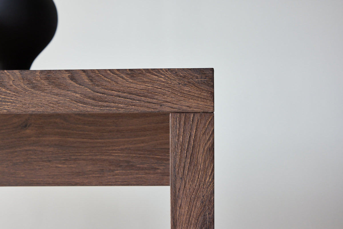Evone Esstisch in Mokka präsentiert im Onlineshop von KAQTU Design AG. Esstisch ist von Venture Home