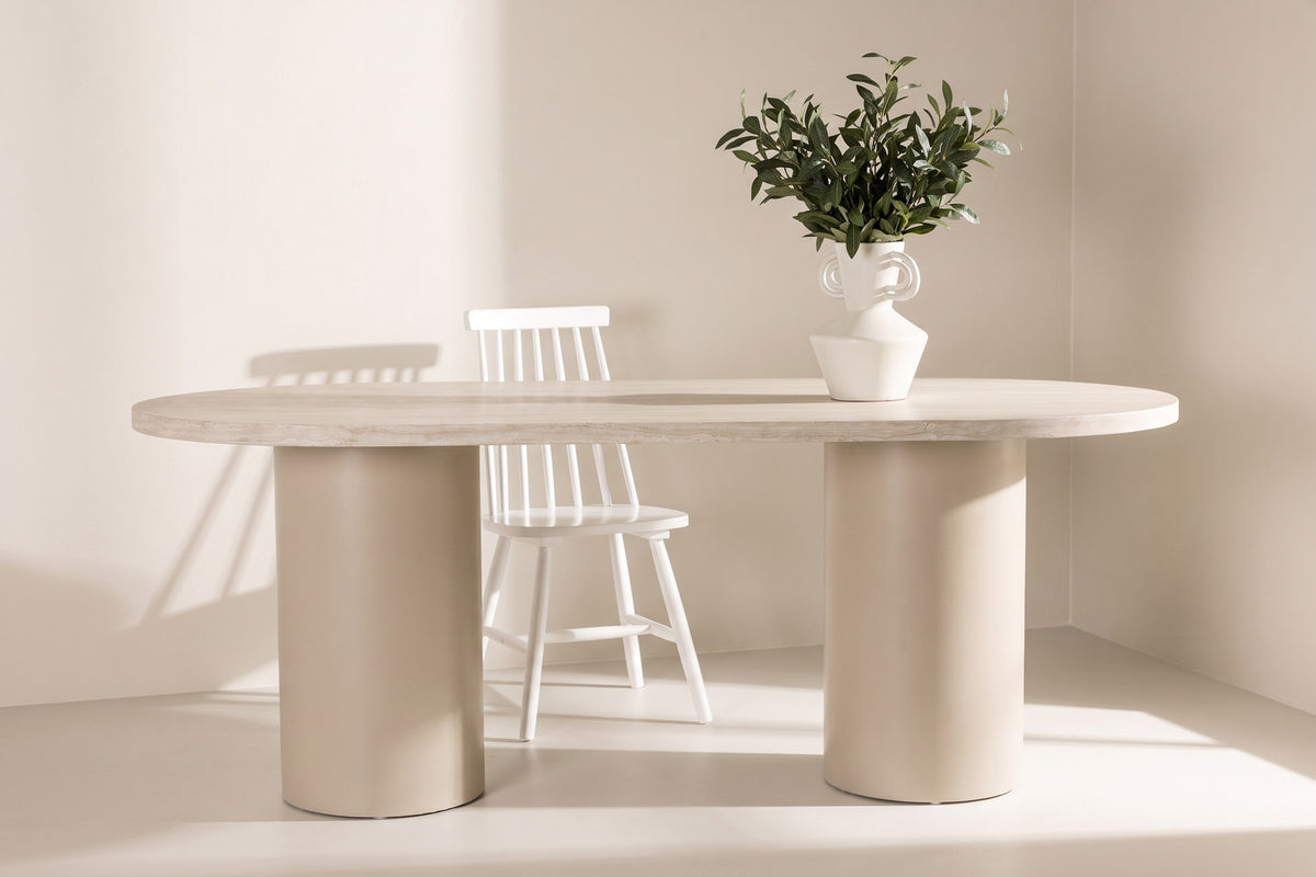 Narvik Esstisch in Beige präsentiert im Onlineshop von KAQTU Design AG. Esstisch ist von Venture Home
