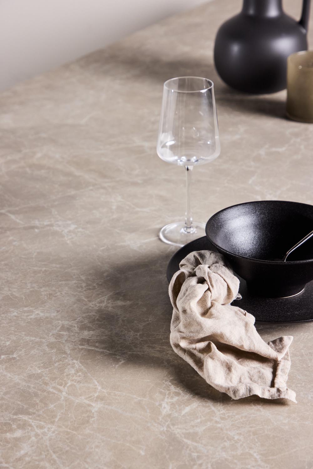 Vail Rechteckiger Esstisch in Beige präsentiert im Onlineshop von KAQTU Design AG. Gartentisch ist von Venture Home