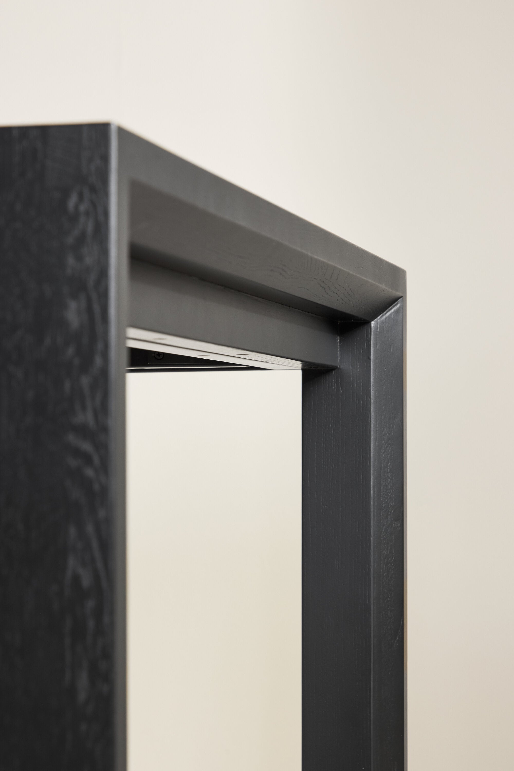 Slider Rechteckiger Esstisch in Schwarz präsentiert im Onlineshop von KAQTU Design AG. Gartentisch ist von Vind