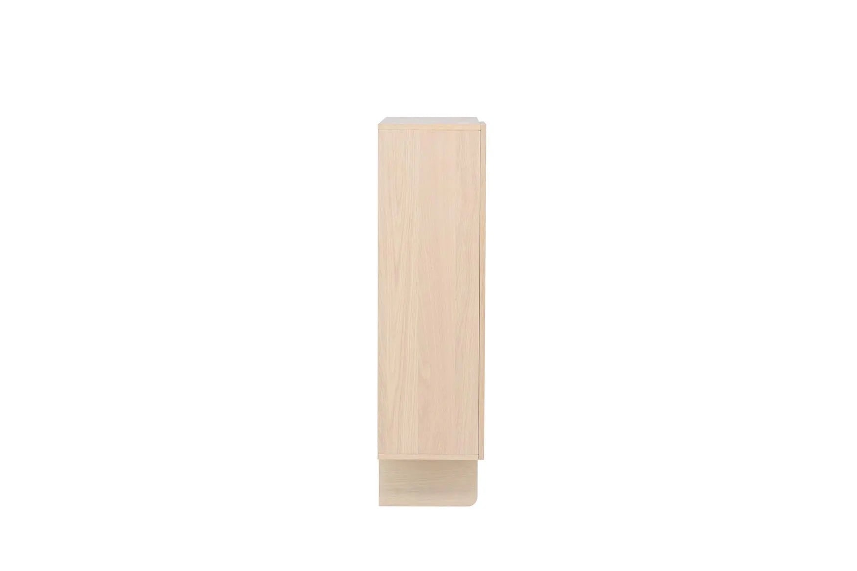 Elegantes Tyresö Cabinet 80x110 cm von Vind für zeitlose Eleganz.