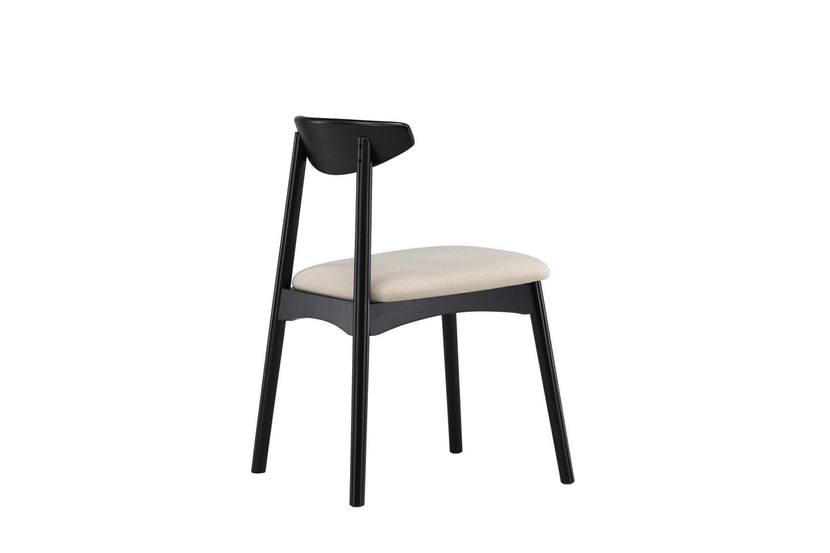 Ven Stuhl in Black präsentiert im Onlineshop von KAQTU Design AG. Esstisch ist von Vind