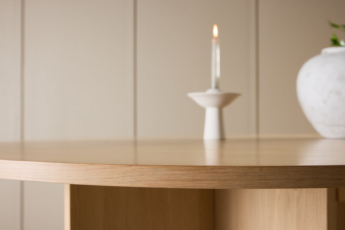 Rechteckiger Esstisch Strada in Whitewash präsentiert im Onlineshop von KAQTU Design AG. Esstisch ist von Venture Home