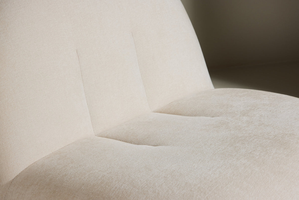 Omaha Sessel in Beige präsentiert im Onlineshop von KAQTU Design AG. Sessel ist von Venture Home