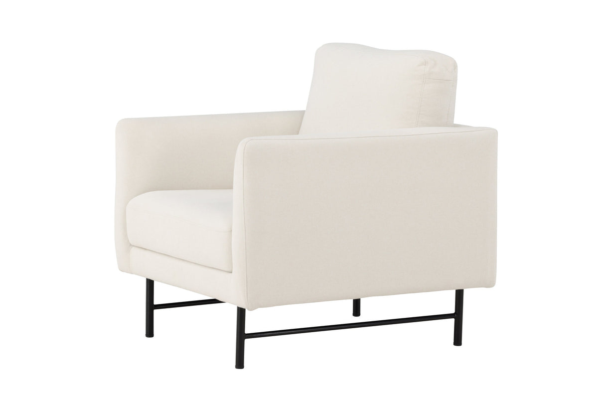 Sessel Sky in White präsentiert im Onlineshop von KAQTU Design AG. Sessel mit Armlehnen ist von Venture Home