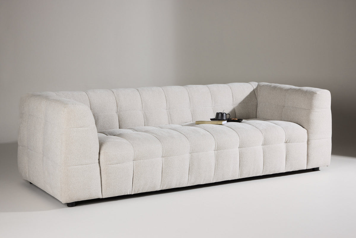 Malou 3-Sitzer Sofa in Beige präsentiert im Onlineshop von KAQTU Design AG. 3er Sofa ist von Venture Home