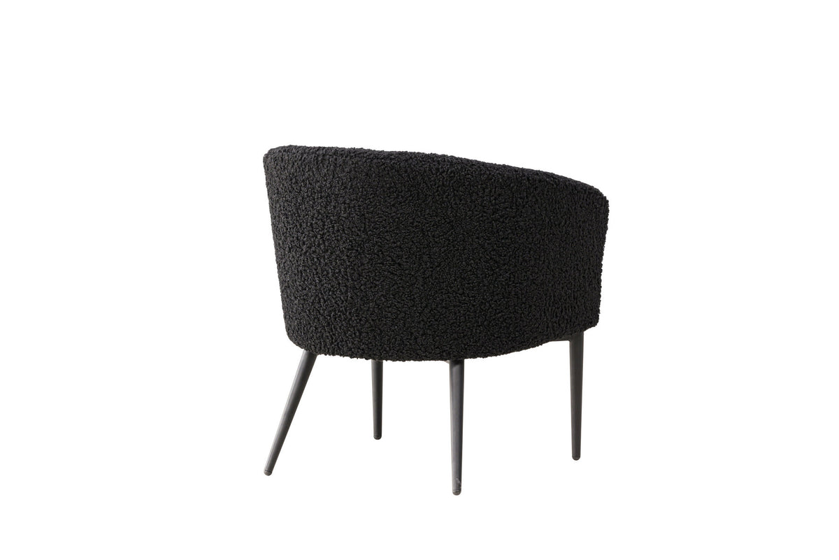 Fluffy Sessel in Schwarz präsentiert im Onlineshop von KAQTU Design AG. Sessel mit Armlehnen ist von Venture Home