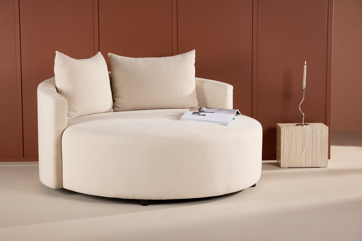Kelso 3-Sitzer Sofa in Beige präsentiert im Onlineshop von KAQTU Design AG. 3er Sofa ist von Venture Home