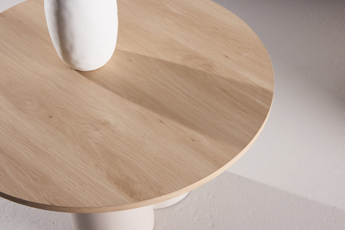 Olivia Sofa-Tisch in Tünche präsentiert im Onlineshop von KAQTU Design AG. Couchtisch ist von Venture Home