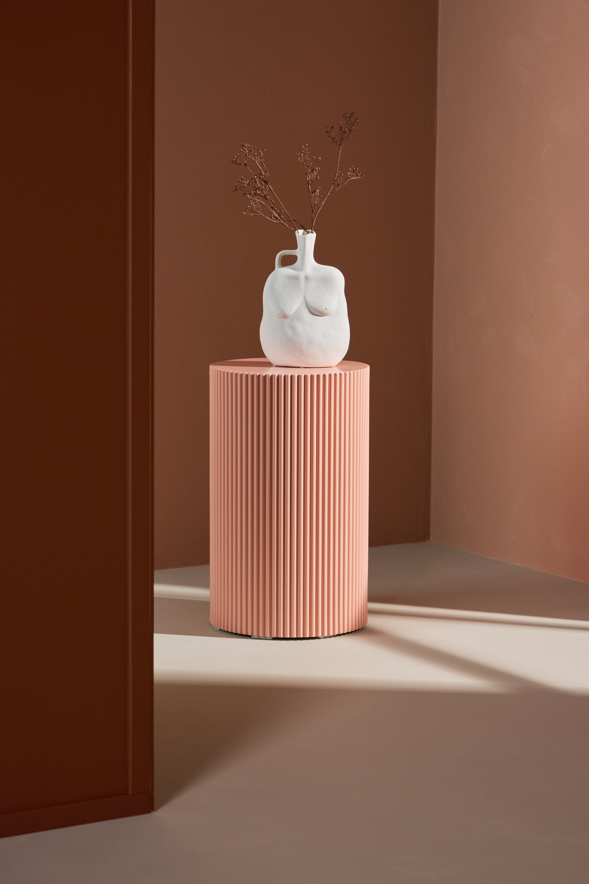 Lenox Beistelltisch in Peach präsentiert im Onlineshop von KAQTU Design AG. Beistelltisch ist von Venture Home