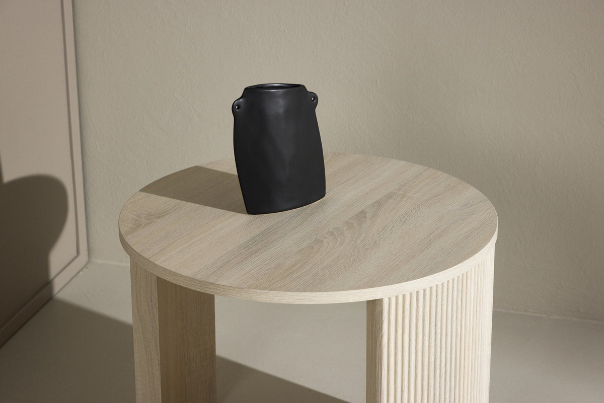Bristol Sofatisch φ60 in Weisswasch präsentiert im Onlineshop von KAQTU Design AG. Beistelltisch ist von Venture Home